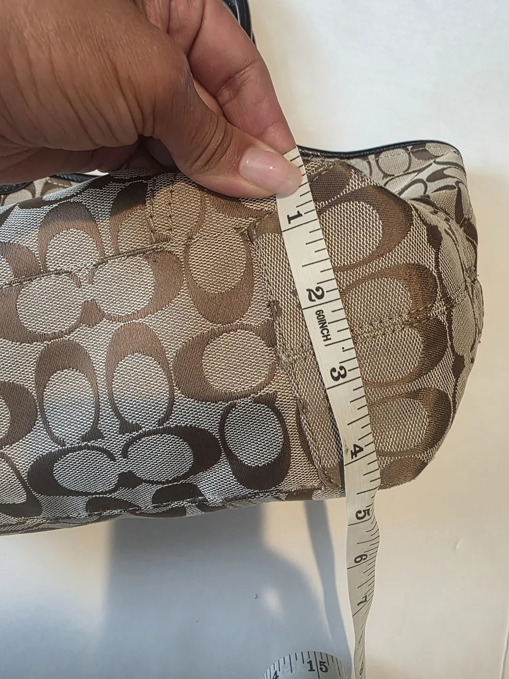 Coach Signature Canvas Tote Bag in Khaki/Chocolate/Black. Used Gread Condition.